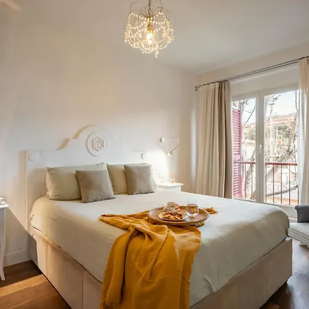 Corso Emanuele Apartment *
