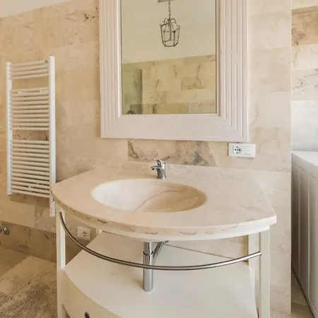 Corso Emanuele Apartment